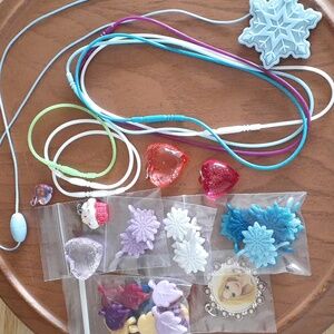 Frozen Themed Kids Jewelry Craft Set JJ136